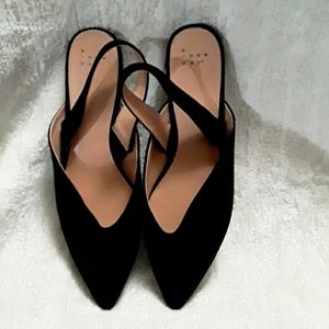 Black Velvet Flats